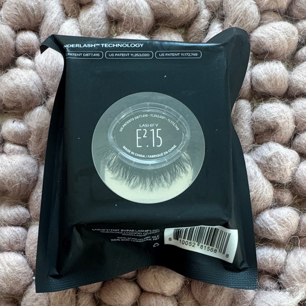 NWT lashify Eylash E2 15 Black False Eyelashes